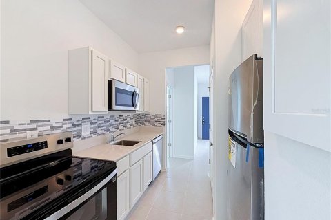 Appartement à louer à Davenport, Floride: 2 chambres, 49.24 m2 № 2225532 - photo 6