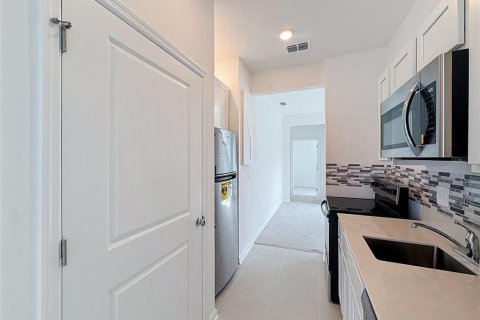 Appartement à louer à Davenport, Floride: 2 chambres, 49.24 m2 № 2225532 - photo 5