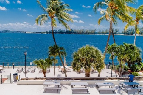 Copropriété à vendre à Miami, Floride: 1 chambre, 86.4 m2 № 2052025 - photo 7