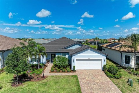 House in Bradenton, Florida 2 bedrooms, 210.7 sq.m. № 1754634 - photo 4