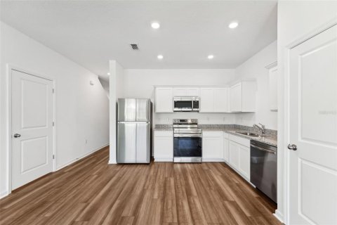 Adosado en venta en Land O' Lakes, Florida, 3 dormitorios, 128.76 m2 № 1719347 - foto 25