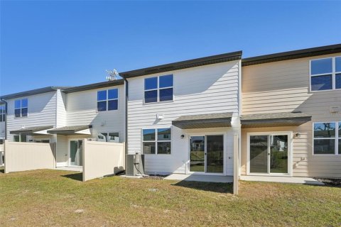 Adosado en venta en Land O' Lakes, Florida, 3 dormitorios, 128.76 m2 № 1719347 - foto 7
