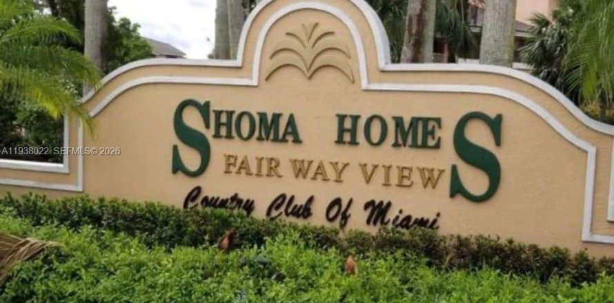 Condo in Hialeah, Florida, 3 bedrooms  № 1996374