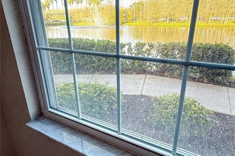 Condo in Orlando, Florida, 3 bedrooms  № 2157158 - photo 18