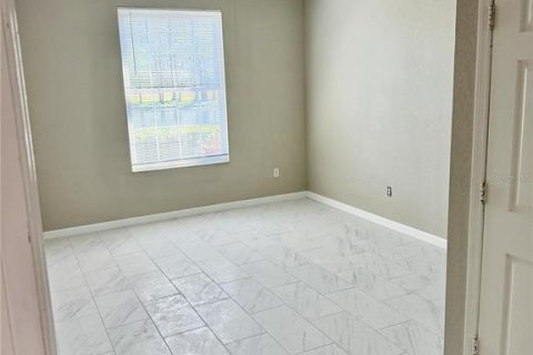 Condo in Orlando, Florida, 3 bedrooms  № 2157158 - photo 16