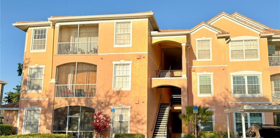 Condo in Orlando, Florida, 3 bedrooms  № 2157158