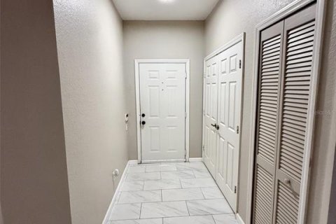 Condo in Orlando, Florida, 3 bedrooms  № 2157158 - photo 8