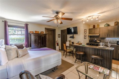 Commercial property in Daytona Beach, Florida 2 bedrooms, 285.95 sq.m. № 1419124 - photo 11