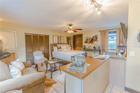 Commercial property in Daytona Beach, Florida 2 bedrooms, 285.95 sq.m. № 1419124 - photo 7