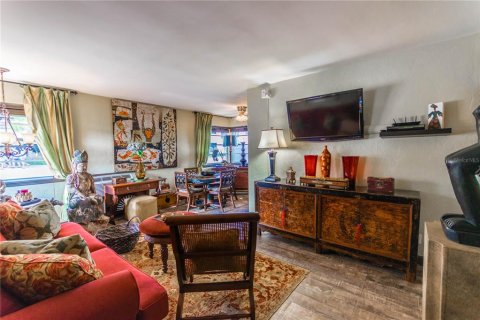 Commercial property in Daytona Beach, Florida 2 bedrooms, 285.95 sq.m. № 1419124 - photo 5