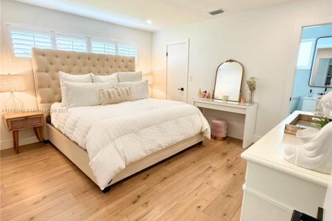 Villa ou maison à vendre à Hialeah, Floride: 4 chambres, 184.69 m2 № 1947703 - photo 16