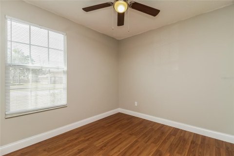 Casa en alquiler en Deltona, Florida, 3 dormitorios, 136.75 m2 № 1910141 - foto 13