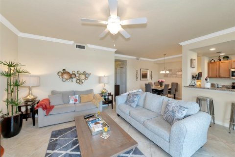 Condominio en alquiler en Bradenton, Florida, 2 dormitorios, 107.4 m2 № 232419 - foto 7