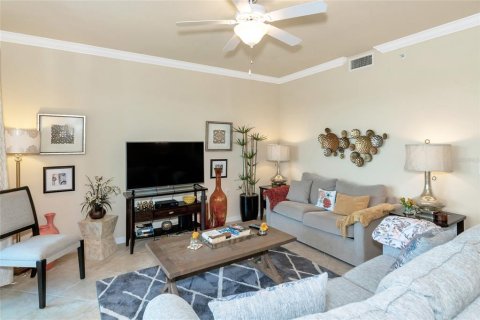 Condominio en alquiler en Bradenton, Florida, 2 dormitorios, 107.4 m2 № 232419 - foto 10
