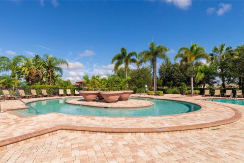 Condominio en alquiler en Bradenton, Florida, 2 dormitorios, 107.4 m2 № 232419 - foto 26
