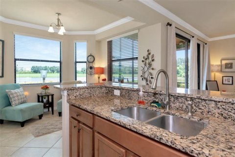 Condominio en alquiler en Bradenton, Florida, 2 dormitorios, 107.4 m2 № 232419 - foto 9