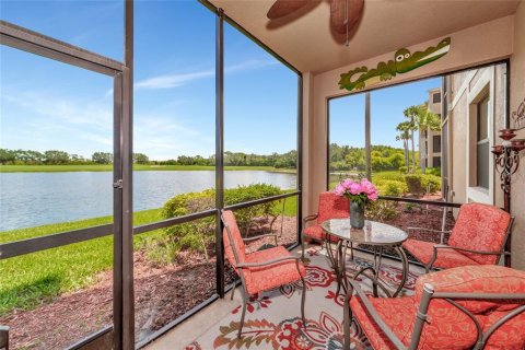 Condominio en alquiler en Bradenton, Florida, 2 dormitorios, 107.4 m2 № 232419 - foto 16
