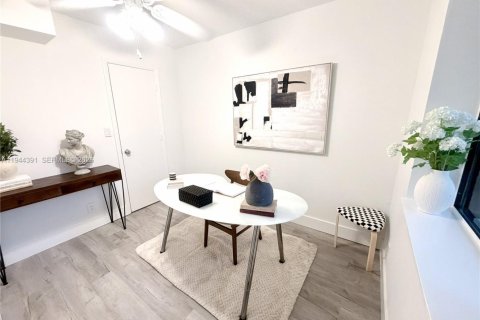 Touwnhouse à vendre à Fort Lauderdale, Floride: 3 chambres, 134.89 m2 № 2001183 - photo 21