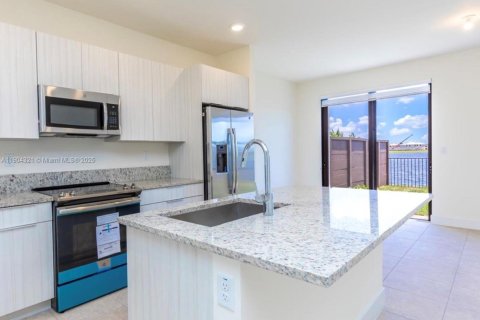 Townhouse in Miami Lakes, Florida 3 bedrooms, 147.34 sq.m. № 1955893 - photo 21