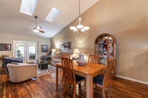 Duplex in Tavares, Florida 3 bedrooms, 123.37 sq.m. № 1918224 - photo 14