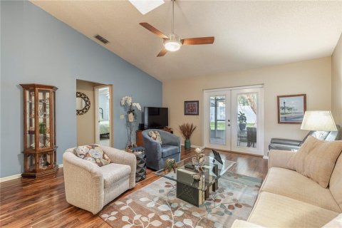 Duplex in Tavares, Florida 3 bedrooms, 123.37 sq.m. № 1918224 - photo 10