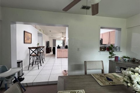 Casa en venta en Deltona, Florida, 3 dormitorios, 112.04 m2 № 2296711 - foto 12