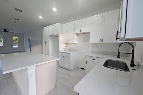 Casa en venta en Sanford, Florida, 3 dormitorios, 121.05 m2 № 2213519 - foto 5
