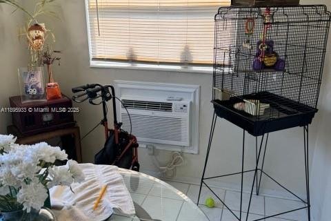 Commercial property in Oakland Park, Florida 206.34 sq.m. № 1948976 - photo 28