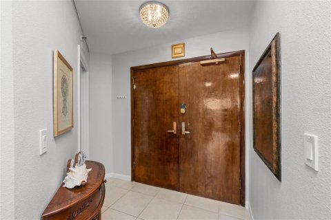 Condo in Clearwater, Florida, 2 bedrooms  № 2142359 - photo 21