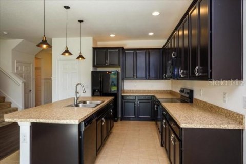 Villa ou maison à louer à Davenport, Floride: 5 chambres, 288.55 m2 № 2425595 - photo 3