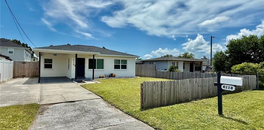 Villa ou maison à Tampa, Floride 2 chambres, 74.88 m2 № 1874068