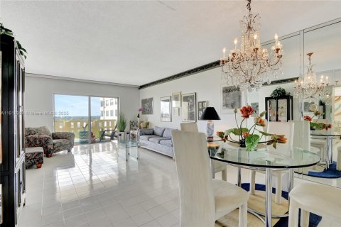 Copropriété à vendre à Hollywood, Floride: 1 chambre, 78.41 m2 № 1969504 - photo 3