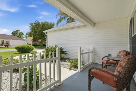 House in The Villages, Florida 3 bedrooms, 129.32 sq.m. № 2295087 - photo 5