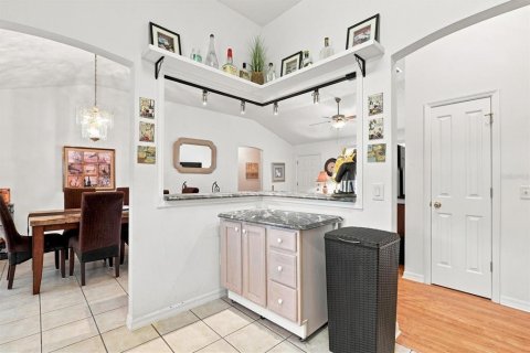 House in The Villages, Florida 3 bedrooms, 129.32 sq.m. № 2295087 - photo 11
