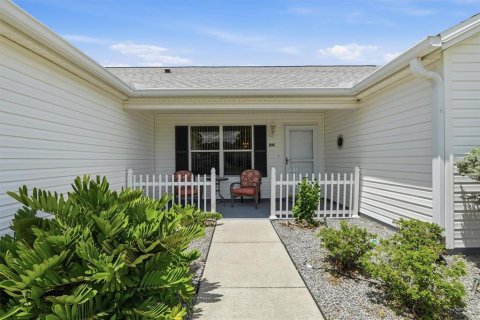 House in The Villages, Florida 3 bedrooms, 129.32 sq.m. № 2295087 - photo 4
