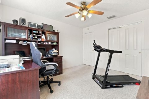 House in The Villages, Florida 3 bedrooms, 129.32 sq.m. № 2295087 - photo 21