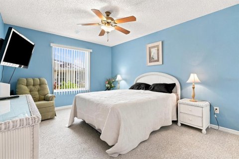 House in The Villages, Florida 3 bedrooms, 129.32 sq.m. № 2295087 - photo 23