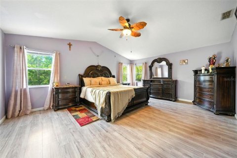 House in Hudson, Florida 4 bedrooms, 272.48 sq.m. № 1812586 - photo 26