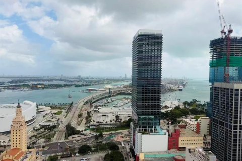 Condo in Miami, Florida, 1 bedroom № 2211885