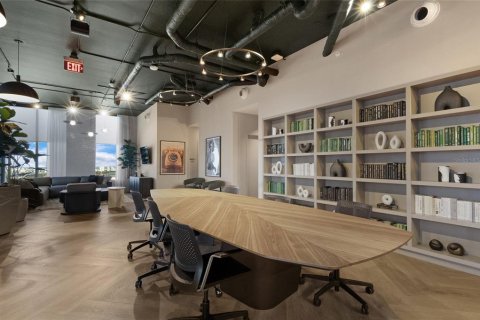 Condo in Miami, Florida, 1 bedroom  № 2211885 - photo 29