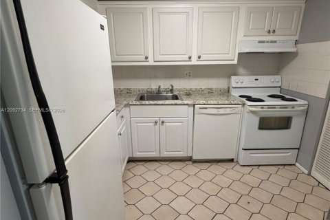 Condo à Tamarac, Floride, 2 chambres  № 2377153