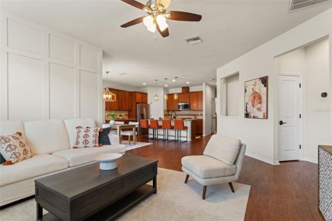 House in Wesley Chapel, Florida 4 bedrooms, 247.31 sq.m. № 2393420 - photo 27