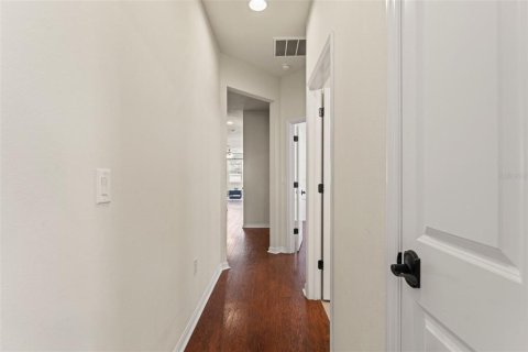 House in Wesley Chapel, Florida 4 bedrooms, 247.31 sq.m. № 2393420 - photo 19
