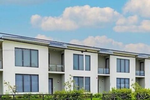 Townhouse in Oakland Park, Florida 3 bedrooms, 844.11 sq.m. № 1955883 - photo 1