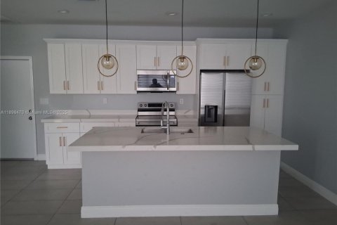 Townhouse in Oakland Park, Florida 3 bedrooms, 844.11 sq.m. № 1955883 - photo 15