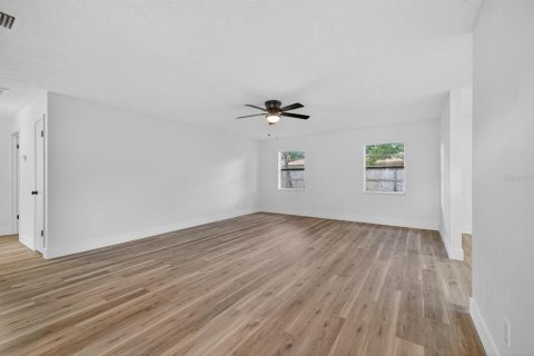 Casa en venta en Valrico, Florida, 3 dormitorios, 135.27 m2 № 1898978 - foto 7
