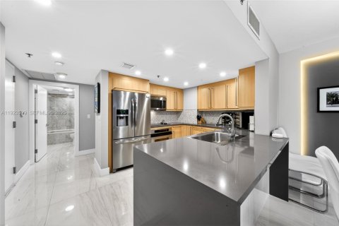 Купить кондоминиум в Майами-Бич, Флорида 2 спальни, 96.34м2, № 1982067 - фото 5