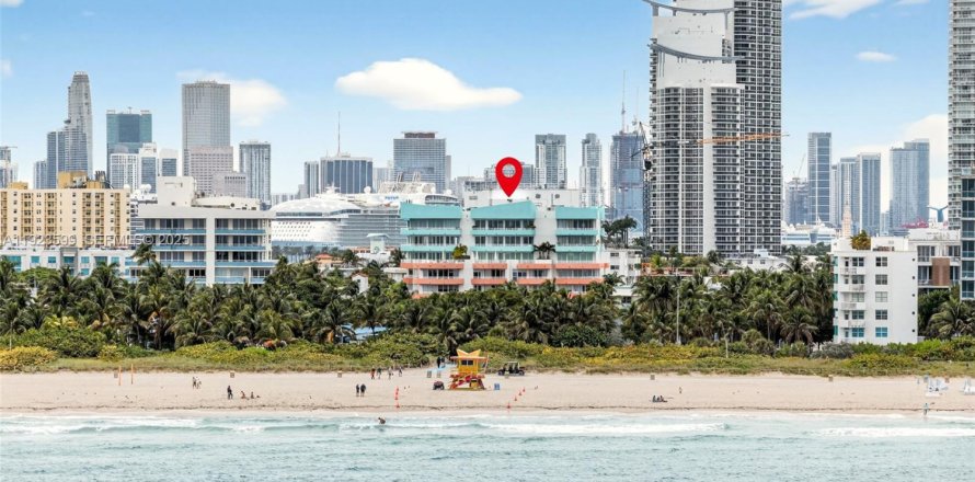 Кондоминиум с 2 спальнями в Майами-Бич, Флорида № 1982067