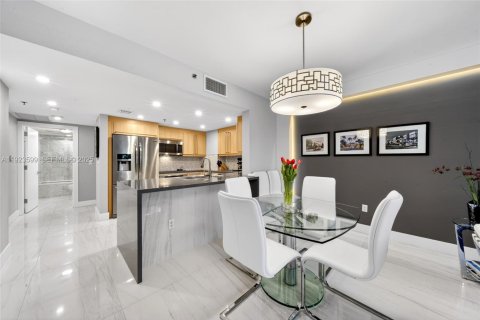 Купить кондоминиум в Майами-Бич, Флорида 2 спальни, 96.34м2, № 1982067 - фото 7