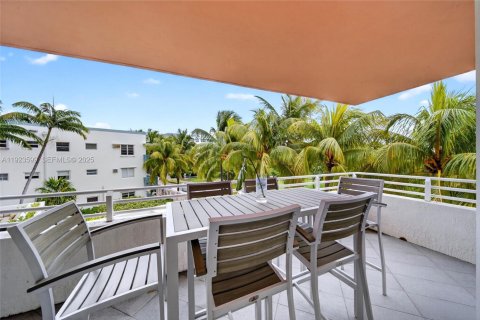 Купить кондоминиум в Майами-Бич, Флорида 2 спальни, 96.34м2, № 1982067 - фото 12